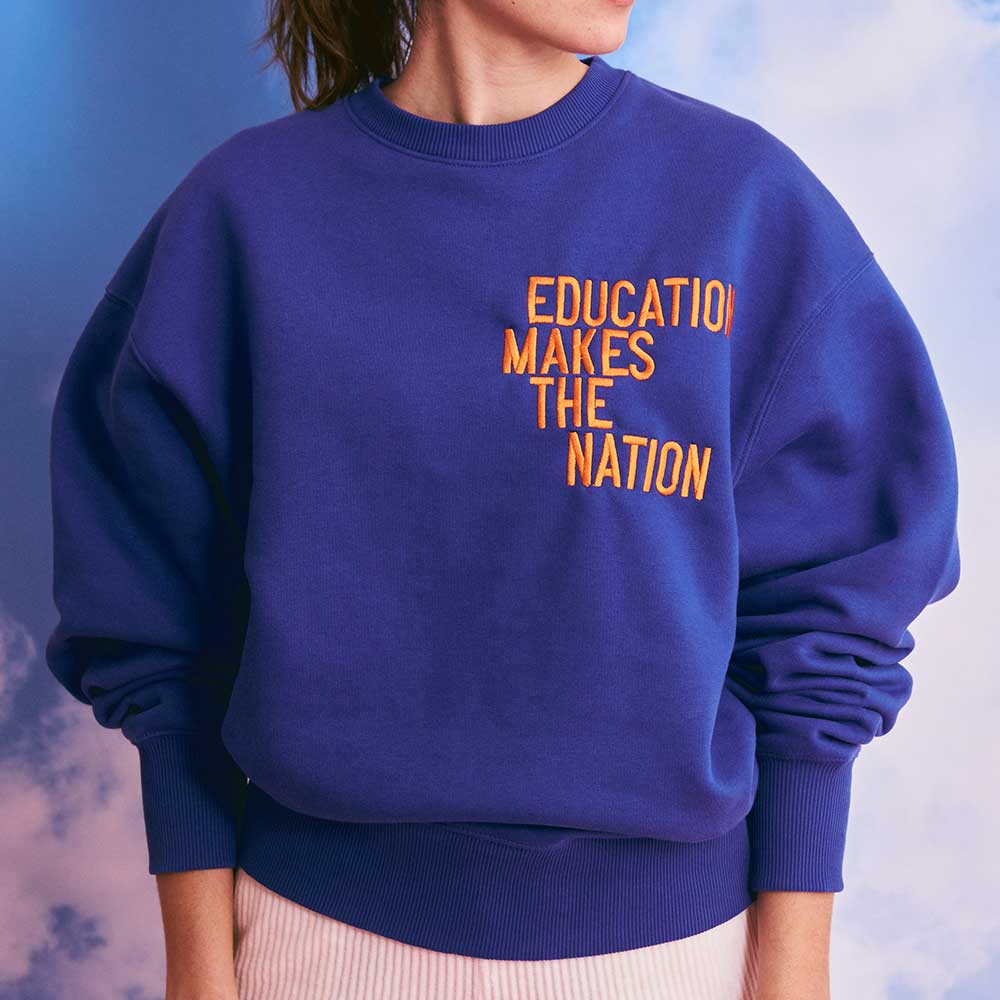 Sudadera "Education Makes The Nation"